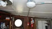 Tàu kéo để bán
