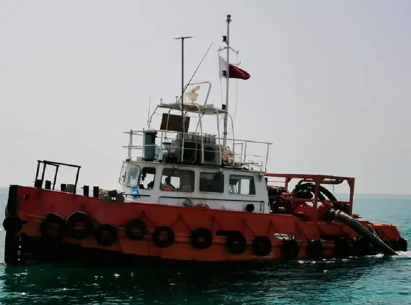 Tàu kéo để bán