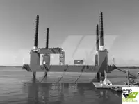 Tàu container rao bán