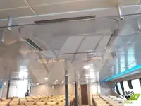 Tàu du lịch để bán