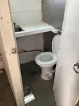 Tàu làm việc để bán
