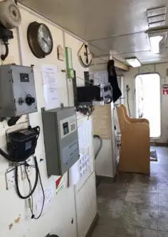 Tàu đổ bộ, chở hàng để bán