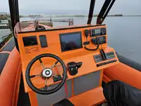 Tàu container để bán