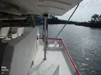 Tàu kéo lưới để bán