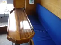 Tàu kéo lưới để bán