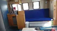 Tàu làm việc để bán