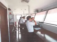 Tàu du lịch để bán