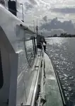 Tàu dẫn đường để bán