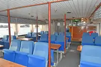 Tàu du lịch để bán
