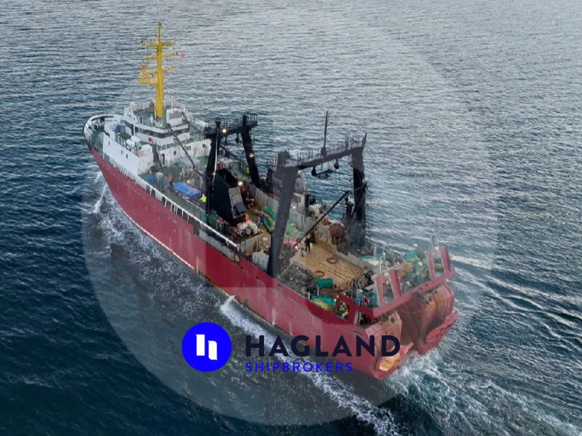 Tàu kéo lưới đông lạnh cỡ lớn để bán