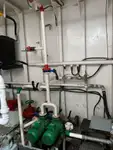 Tàu làm việc để bán