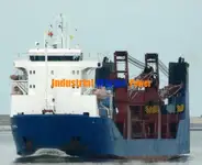 Tàu container để bán