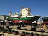 Tàu cung cấp nhanh (FSV) để bán