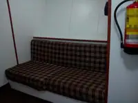 Tàu kéo để bán