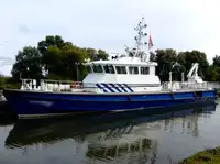 Thuyền tuần tra rao bán
