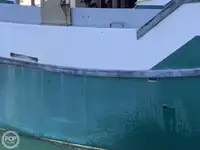 Tàu câu dài để bán