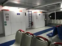 Tàu du lịch để bán