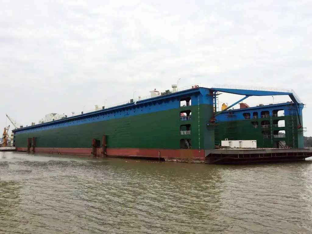 Bến nổi để bán