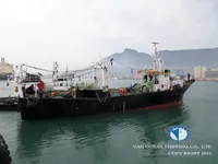 Tàu kéo lưới để bán