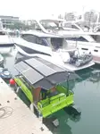 Tàu làm việc để bán