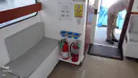 Tàu phà để bán