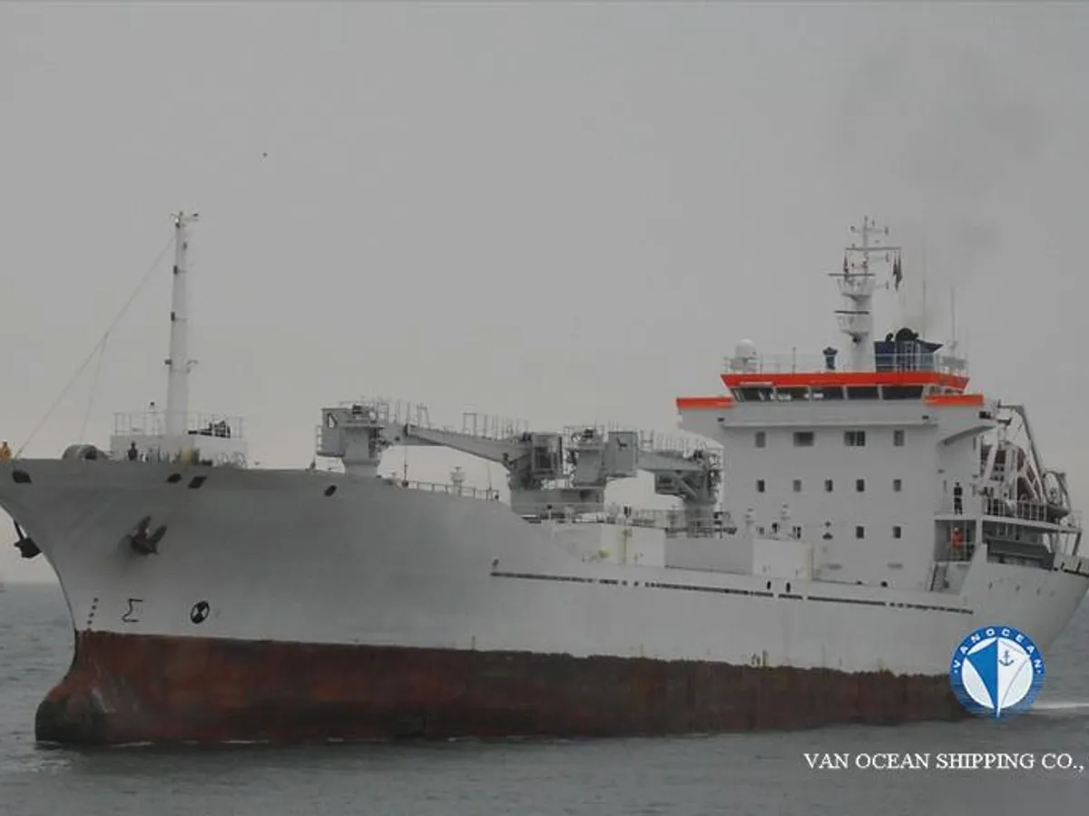 Tàu lạnh để bán