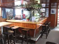 Sà lan để bán