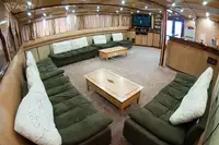 Tàu hỗ trợ lặn để bán