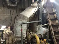 Tàu kéo lưới để bán