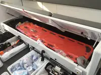 Tàu cứu hộ để bán