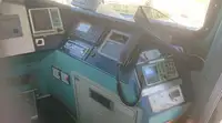 Tàu làm việc để bán