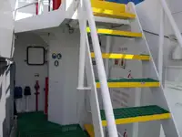 Tàu chở hàng rời để bán