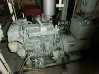 Tàu du lịch để bán