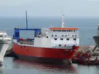 Tàu container để bán