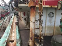 Tàu câu mực để bán