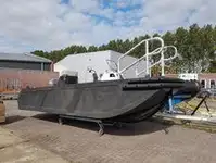 Thuyền phao cứng để bán
