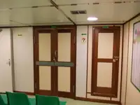 Tàu chở hàng rời để bán