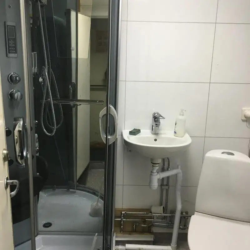 Tàu kéo để bán