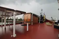 Tàu du lịch để bán