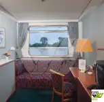 Tàu du lịch để bán