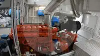 Tàu kéo lưới ngang để bán