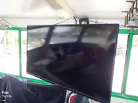 Tàu kéo lưới để bán