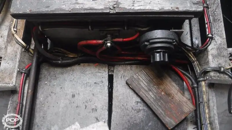 Tàu hỗ trợ lặn để bán