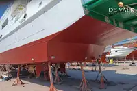 Tàu kéo để bán