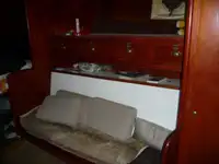Tàu tuần tra để bán