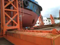 Tàu kéo để bán