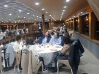 Tàu chở khách để bán