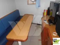Tàu cung cấp để bán