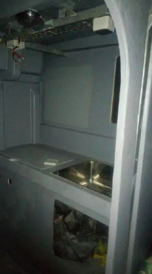 Tàu tuần tra để bán