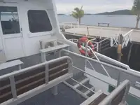 Tàu đánh cá để bán